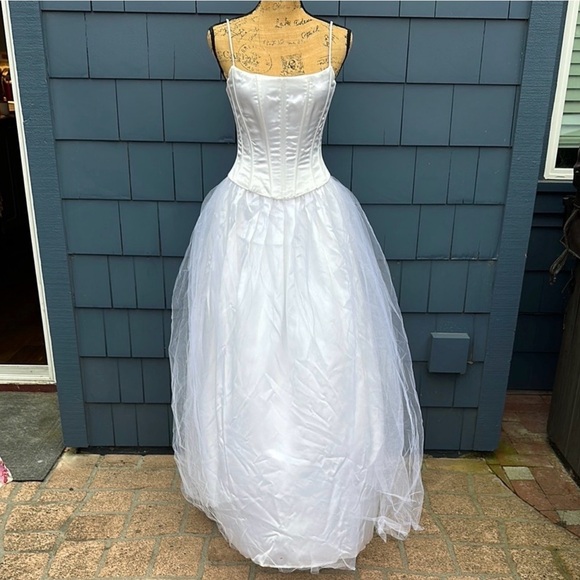 Vintage Jessica McClintock White Satin Dress - Picture 2 of 7